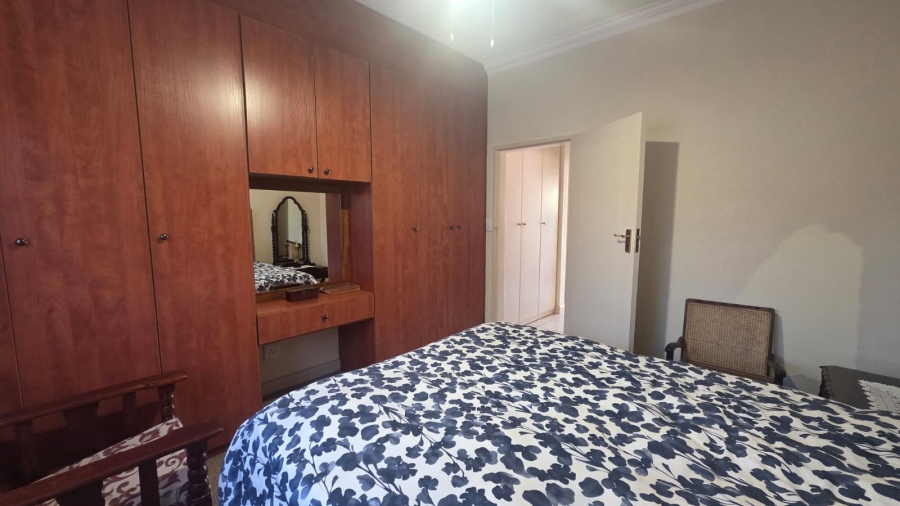 To Let 2 Bedroom Property for Rent in Flamwood North West